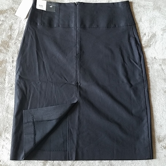 NWT Studio 1940 Black Pencil Faux Belt Front Skirt Size 8 - Picture 2 of 4